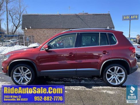 Used 2013 Volkswagen Tiguan S image 8