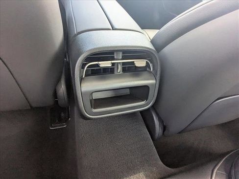 Certified 2025 Mercedes-Benz E 350 4MATIC Sedan w/ Winter Package image 17