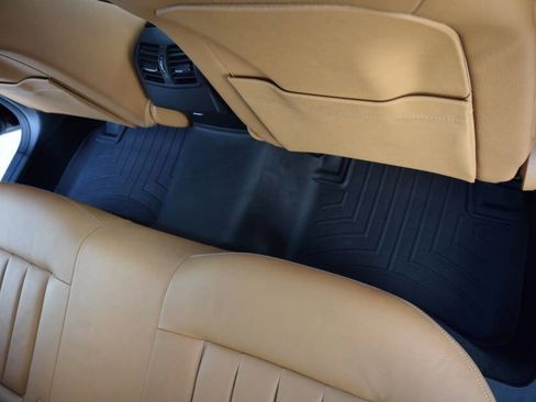 Used 2010 Mercedes-Benz E 350 4MATIC Sedan image 51