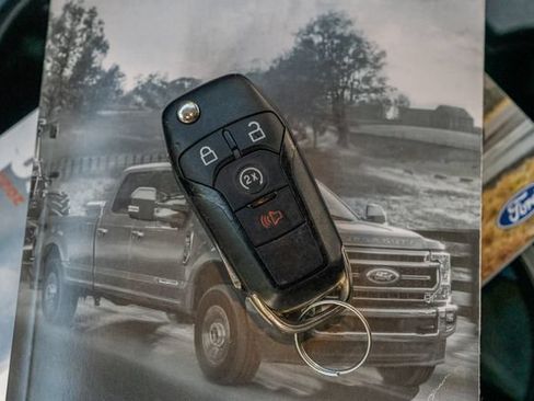 Used 2022 Ford F250 Lariat w/ Chrome Package AWD/4WD image 49