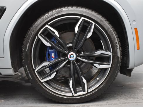 Used 2023 BMW X3 M40i image 5