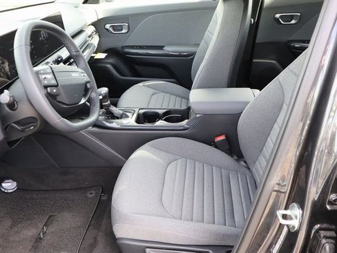 New 2025 Kia K4 EX image 39