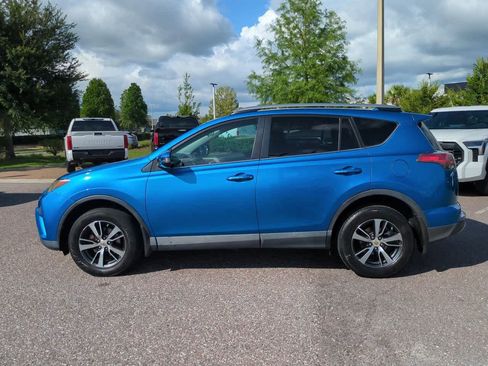 Used 2018 Toyota RAV4 XLE w/ Plus Extra Value Package AWD/4WD image 3