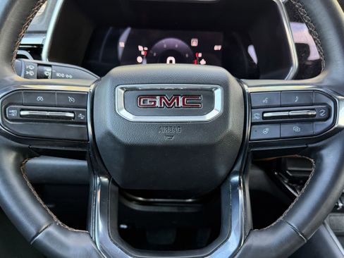 Used 2023 GMC Canyon AT4 w/ AT4 Premium Package image 18