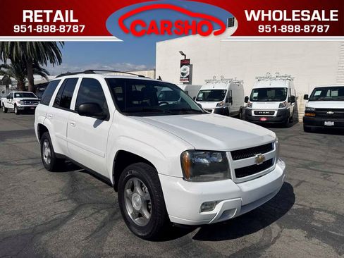 Used 2009 Chevrolet TrailBlazer LT RWD image 1