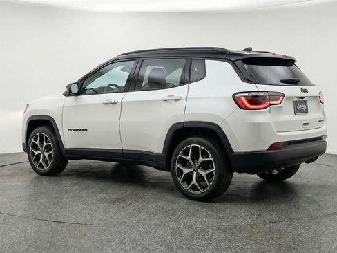 Used 2025 Jeep Compass Limited AWD/4WD image 6