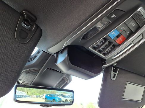 New 2026 Jeep Cherokee Overland image 35