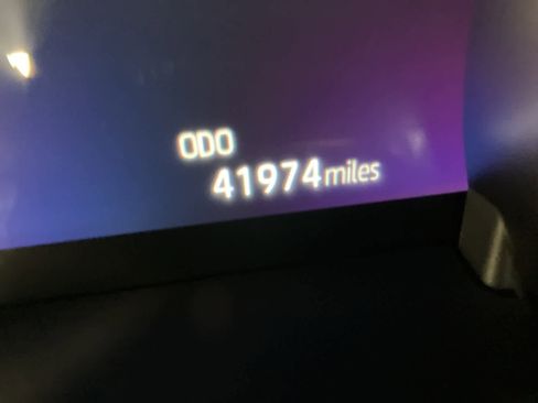 Used 2023 Toyota Highlander XLE image 34