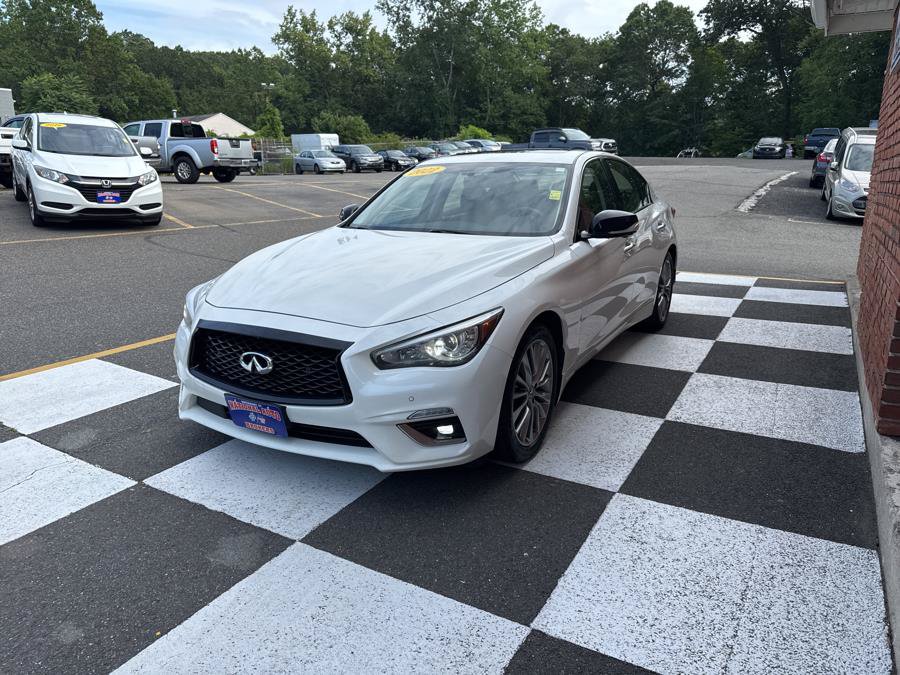 Used 2022 INFINITI Q50 Luxe w/ Cargo Package AWD/4WD image 5