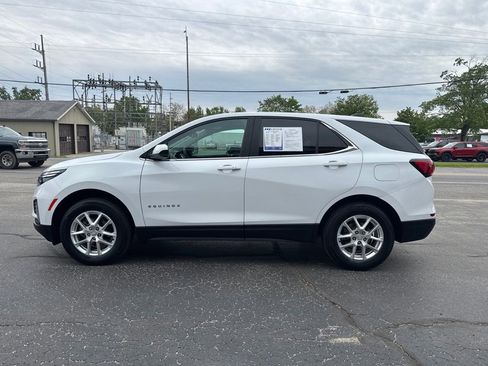 Used 2023 Chevrolet Equinox LT AWD/4WD image 4