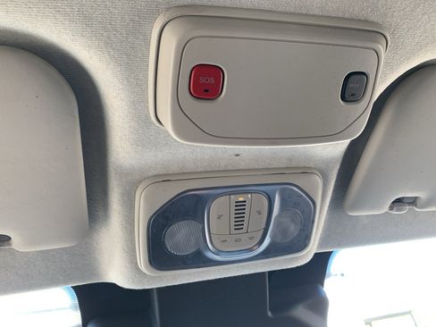 Used 2025 RAM ProMaster 2500 w/ Convenience Group image 27