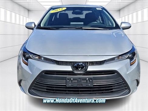 Used 2024 Toyota Corolla LE image 5