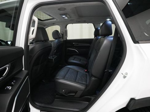 Certified 2021 Kia Telluride SX w/ SX Prestige Package image 16