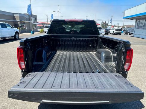 New 2026 GMC Sierra 1500 SLE w/ X31 Off-Road Package AWD/4WD image 8