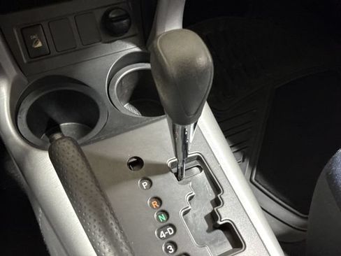 Used 2006 Toyota RAV4 Sport AWD/4WD image 16