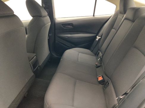 Used 2022 Toyota Corolla LE FWD image 18
