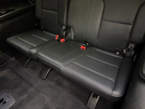 Used 2020 Kia Telluride SX w/ SX Prestige Package image 40