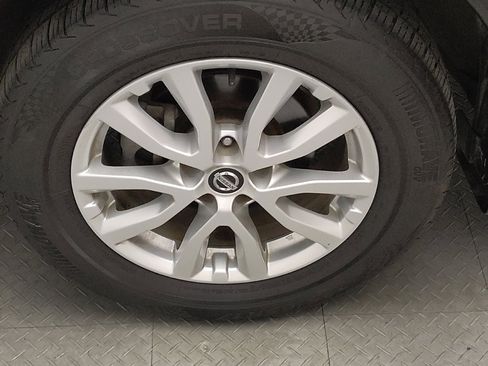 Used 2018 Nissan Rogue SV AWD/4WD image 31