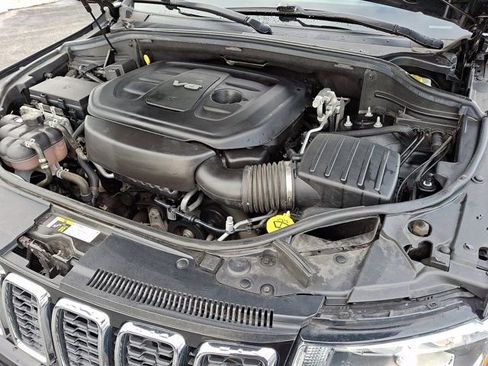 Used 2018 Jeep Grand Cherokee Limited image 33