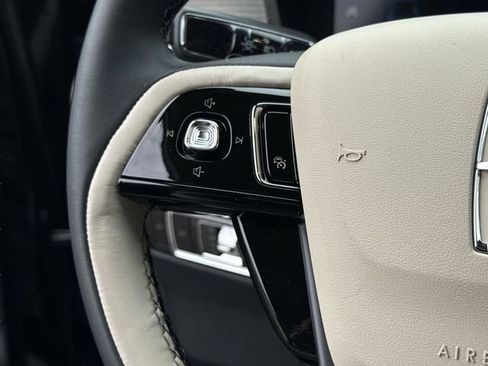 New 2026 Lincoln Corsair Premiere FWD image 42