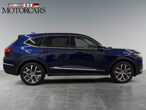 Certified 2024 Acura MDX SH-AWD w/ Technology Package image 2