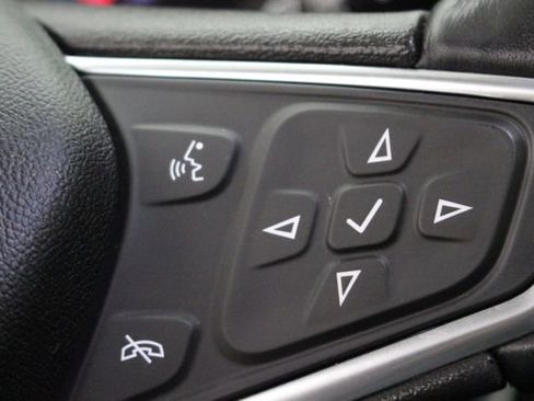 Used 2018 Chevrolet Equinox LT w/ Sun & Infotainment Package AWD/4WD image 14
