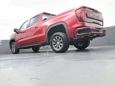 Used 2024 GMC Sierra 1500 AT4 w/ Technology Package AWD/4WD image 33