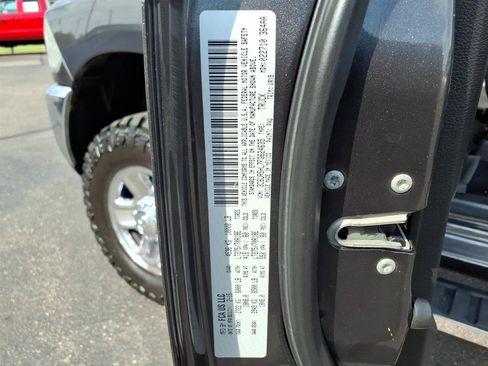 Used 2015 RAM 2500 Tradesman w/ Chrome Appearance Group AWD/4WD image 26