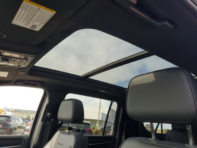 Certified 2023 GMC Yukon XL Denali w/ Max Trailering Package AWD/4WD image 12