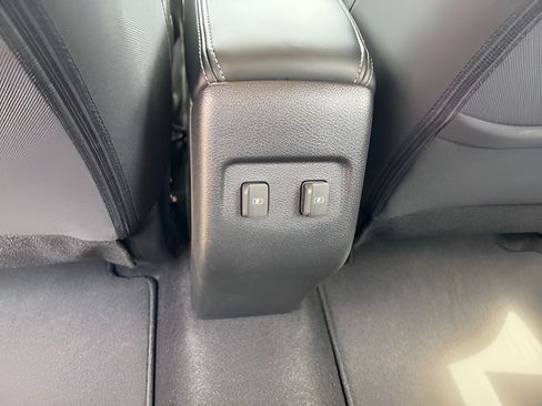 Certified 2024 Nissan Kicks SV FWD image 43