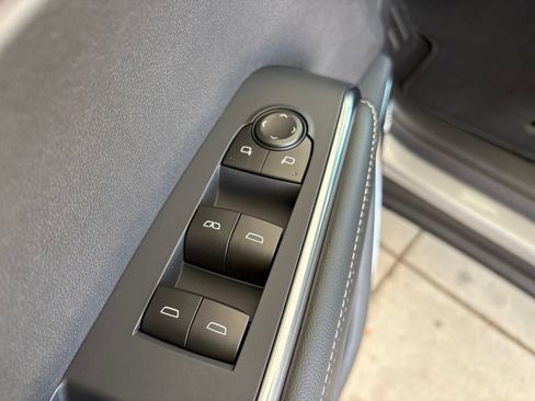 New 2026 GMC Acadia Elevation w/ Elevation Premium Package FWD image 11