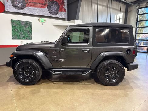 Used 2021 Jeep Wrangler Sport image 4