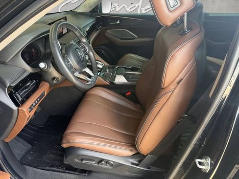 Used 2024 Acura MDX SH-AWD w/ Advance Package image 19