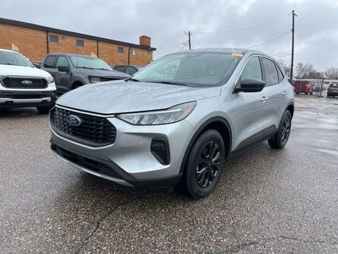 Certified 2024 Ford Escape Active image 32