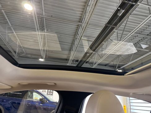 Used 2017 Mercedes-Benz C 300 4MATIC Sedan image 21