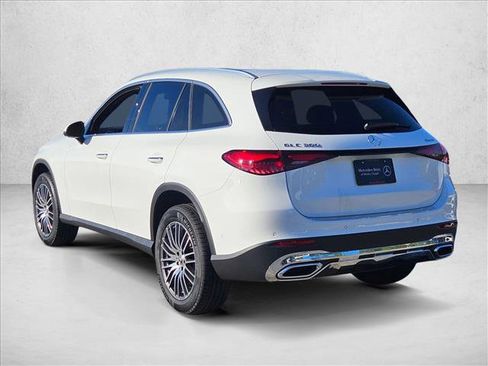 Certified 2026 Mercedes-Benz GLC 300 4MATIC image 9