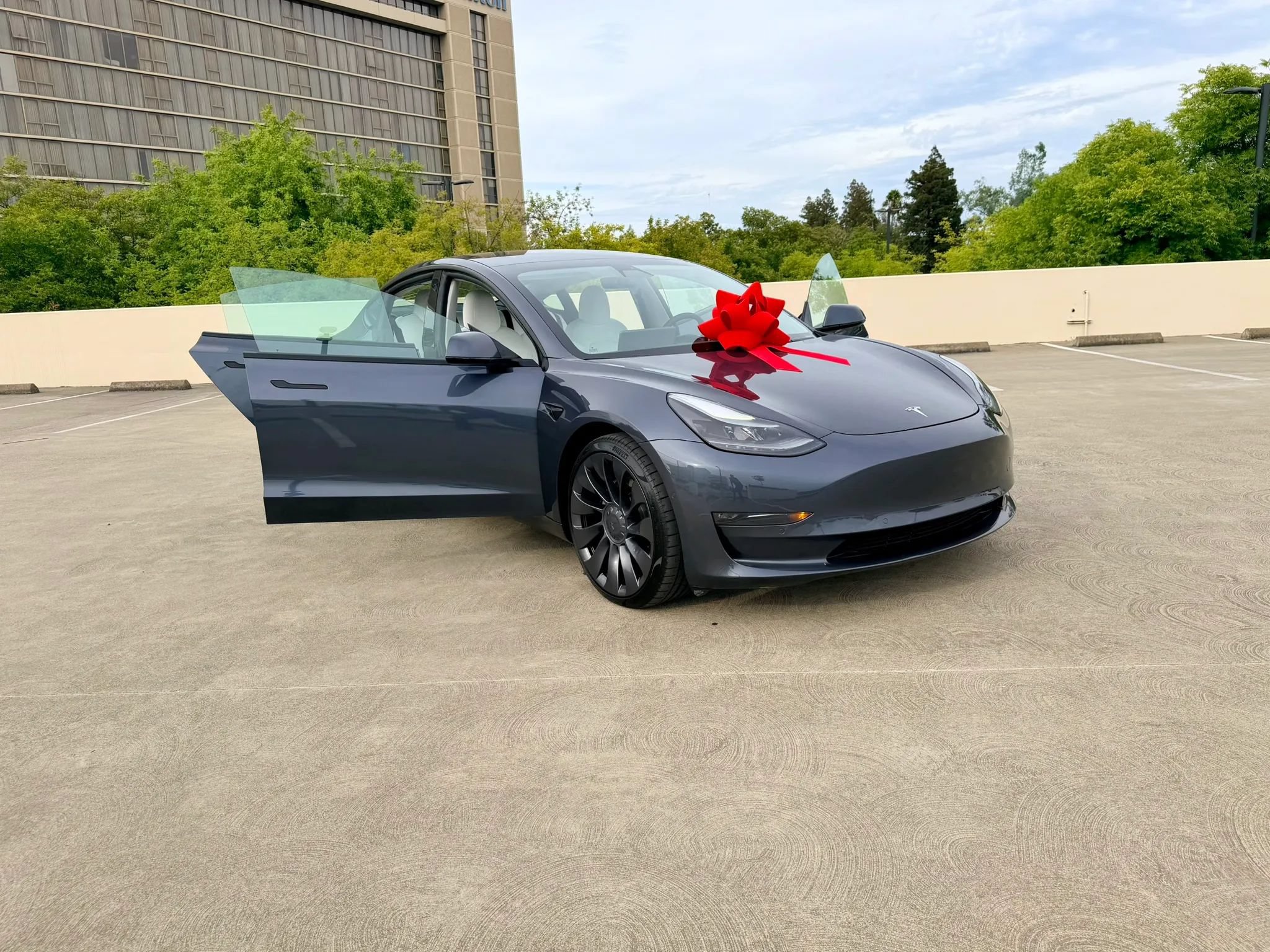 Used 2021 Tesla Model 3 Long Range AWD/4WD image 34