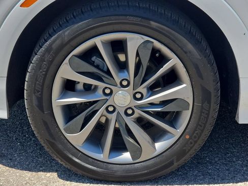 Certified 2023 Buick Encore GX Select w/ Sport Touring Package FWD image 32