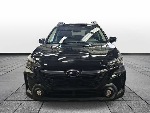 Used 2023 Subaru Outback Premium AWD/4WD image 2