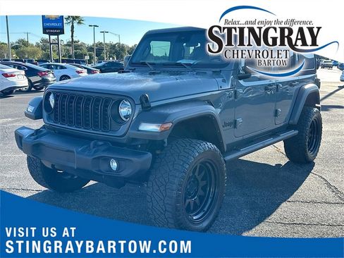 Used 2024 Jeep Wrangler Sport S image 1