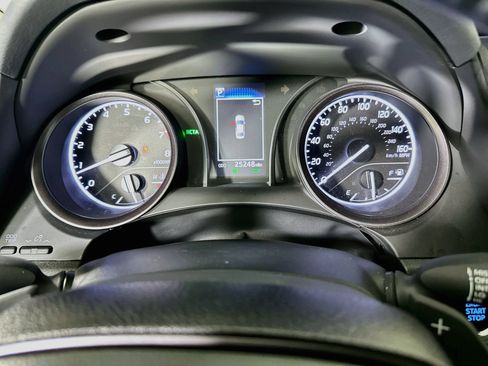 Used 2024 Toyota Camry SE w/ Convenience Package FWD image 19