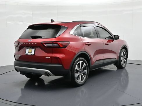 Used 2023 Ford Escape Platinum AWD/4WD image 6