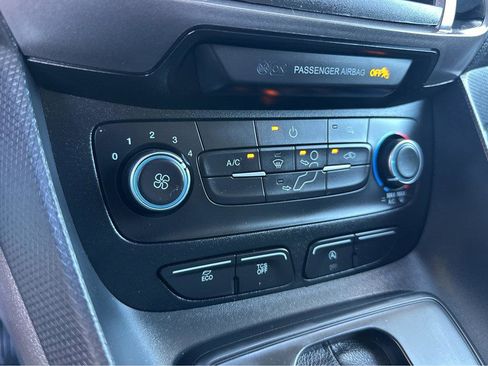 Used 2022 Ford Transit Connect XL image 26