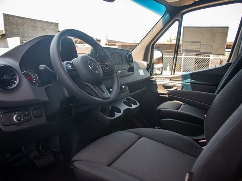 Used 2024 Mercedes-Benz Sprinter 144 Cargo image 32