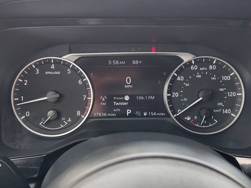Used 2025 Nissan Pathfinder SV AWD/4WD image 20