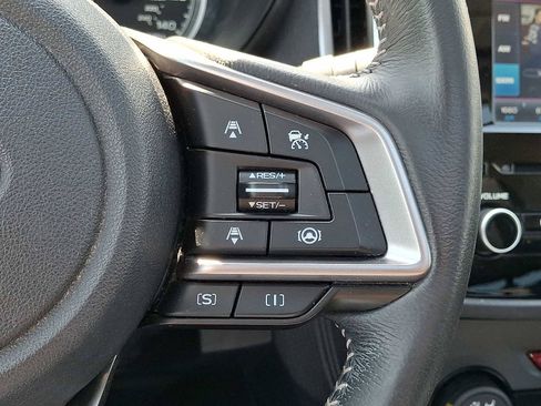 Used 2021 Subaru Forester Premium AWD/4WD image 23