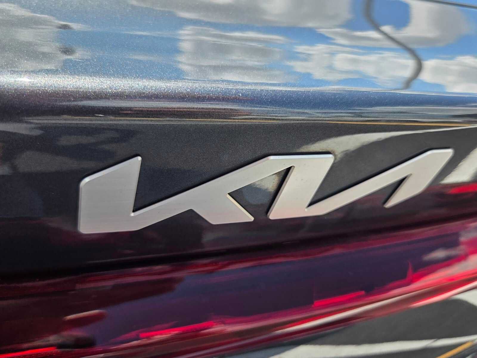 Used 2022 Kia K5 LXS FWD image 15