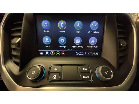 Used 2023 GMC Acadia SLT w/ Elevation Edition image 15