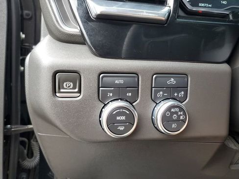Used 2023 GMC Sierra 1500 Elevation AWD/4WD image 31