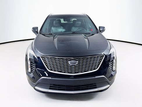 Used 2021 Cadillac XT4 Premium Luxury w/ LPO, Radiant Package image 3